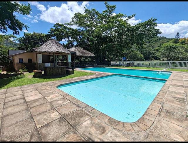 2 BEDROOM APARTMENT FOR SALE IN RENNIES BEACH